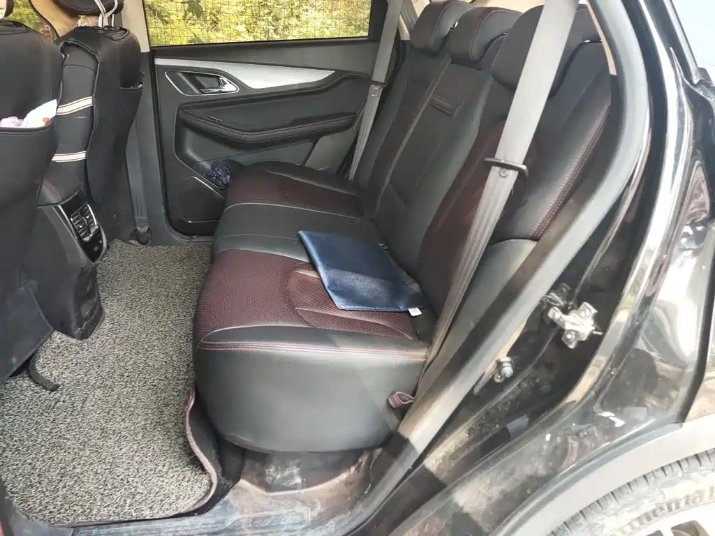 Baojun 560 2017 2016 1.8L iAMT Luxury