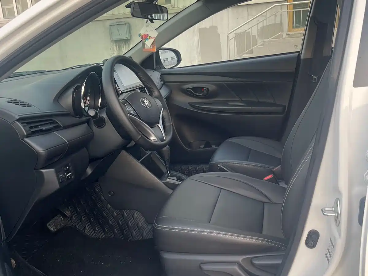 Toyota Vios FS 2022 1.5L CVT Sharp Speed CARE Edition фото 16