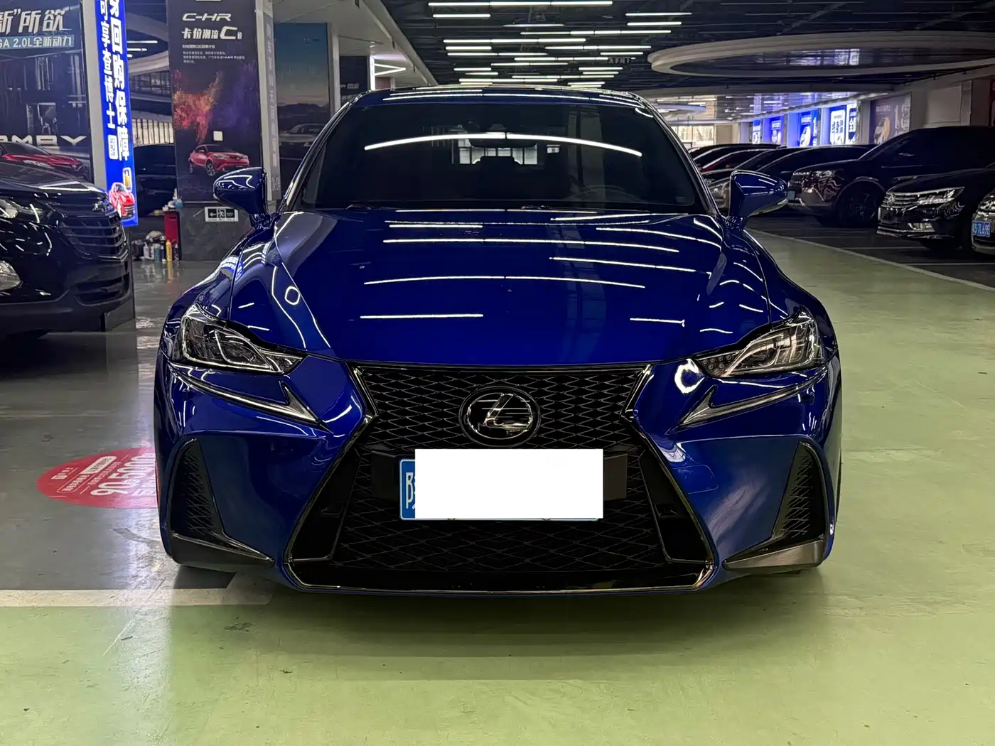 LEXUS IS