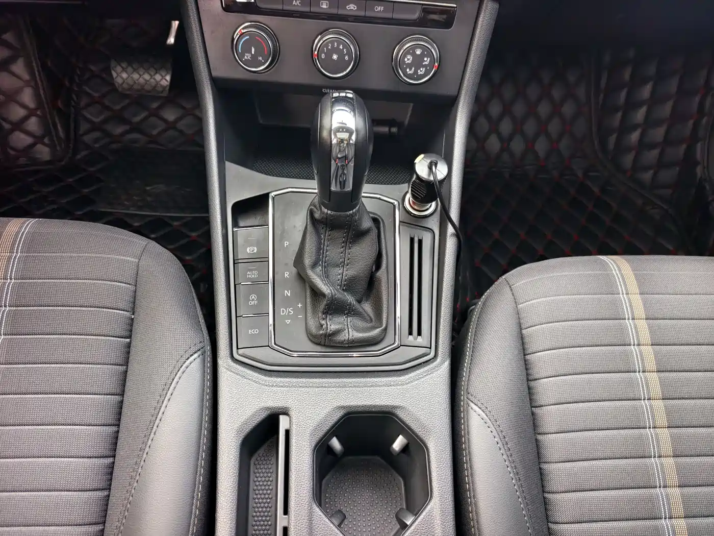 Volkswagen Lavida 2019 280TSI DSG Comfort Edition China VI фото 9
