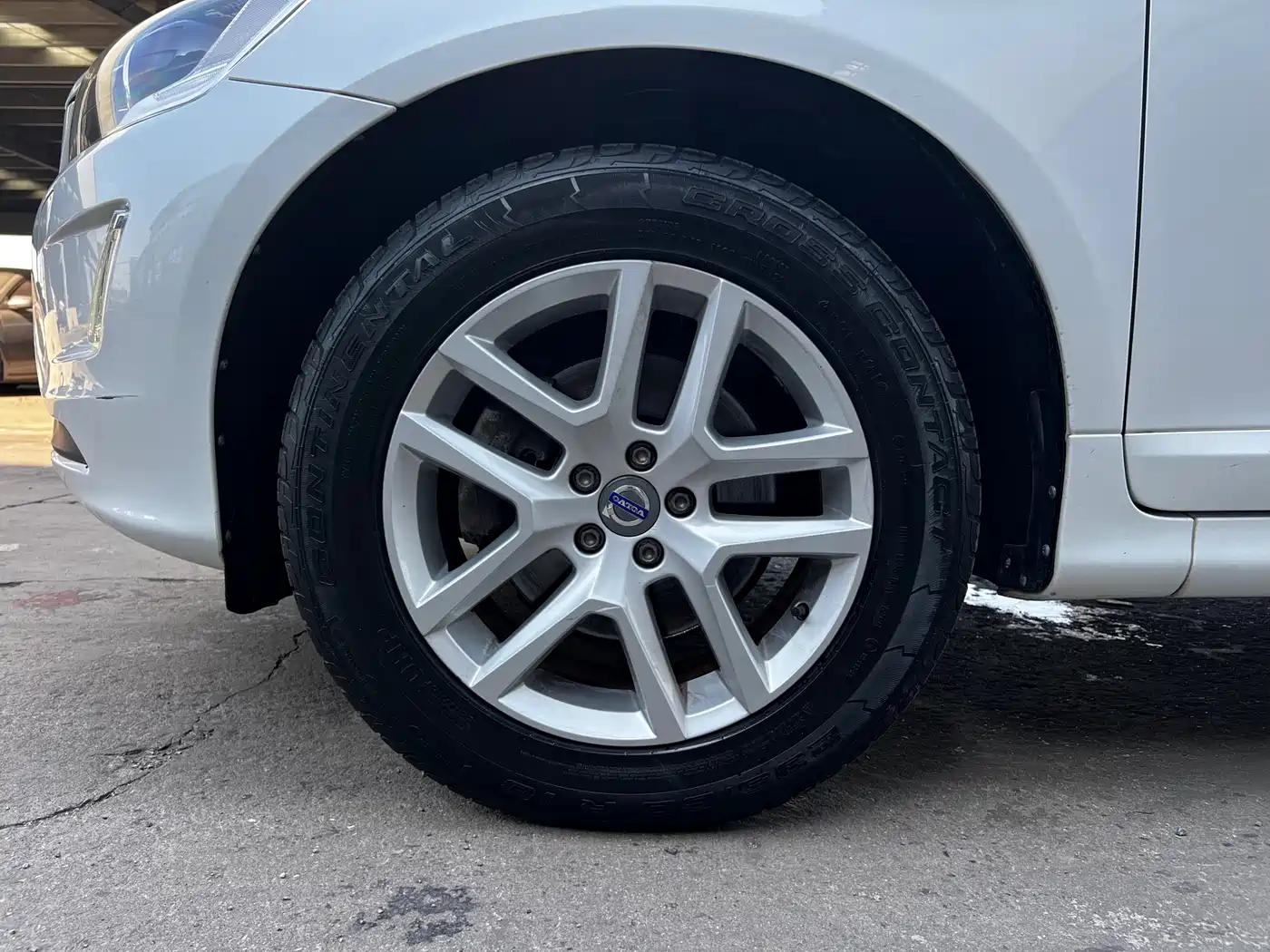 Фото 20 - Volvo XC60