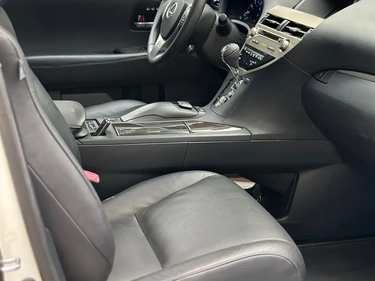 Lexus RX Classic 2013 Model 270 Luxury фото 13
