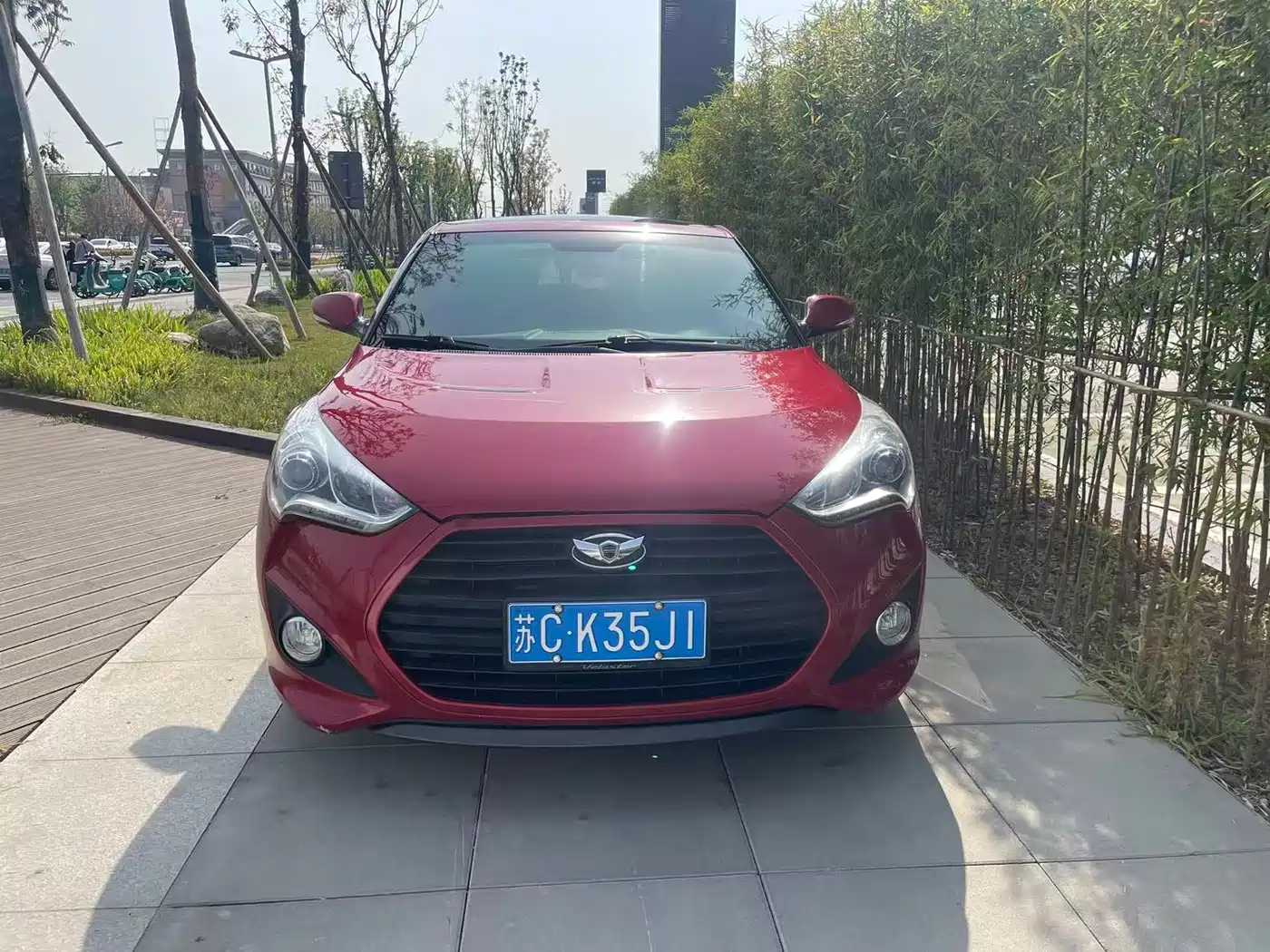 Hyundai Veloster 2012 1.6T Automatic Luxury фото 2