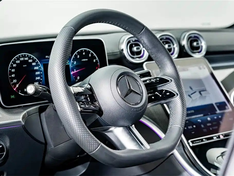 Mercedes-Benz C-Class 2023 Facelift II C 260 L Night Edition фото 11