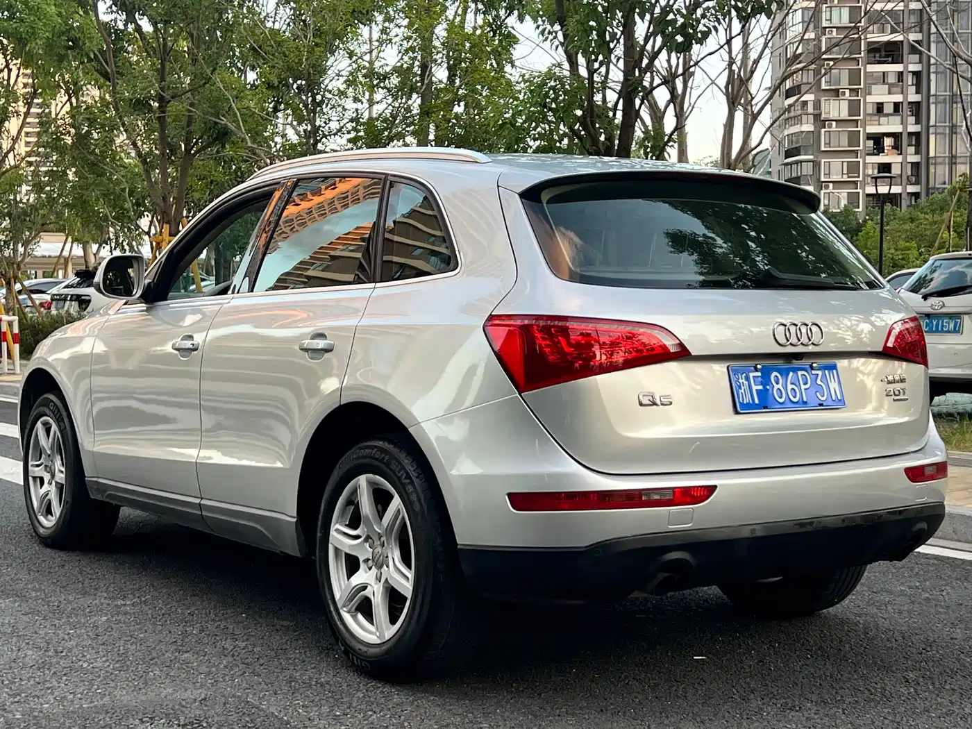 Audi Q5 2012 2.0TFSI Technology фото 7