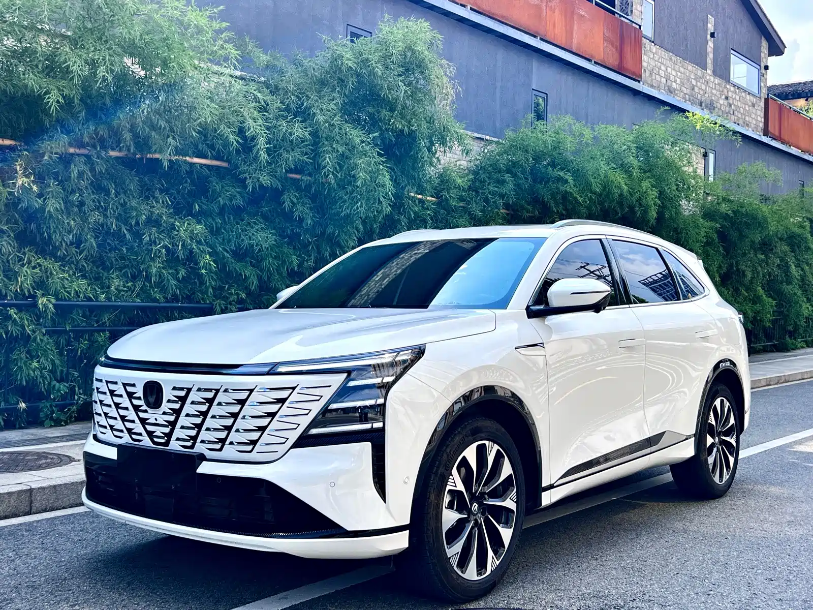 Фото 1 - Changan CS75 PLUS
