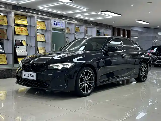 BMW 3 SERIES