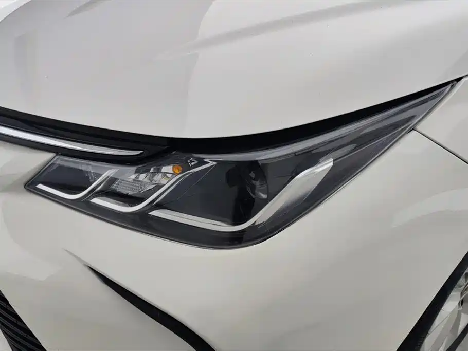 Toyota Corolla 2021 1.2T S-CVT Elite PLUS Edition фото 5