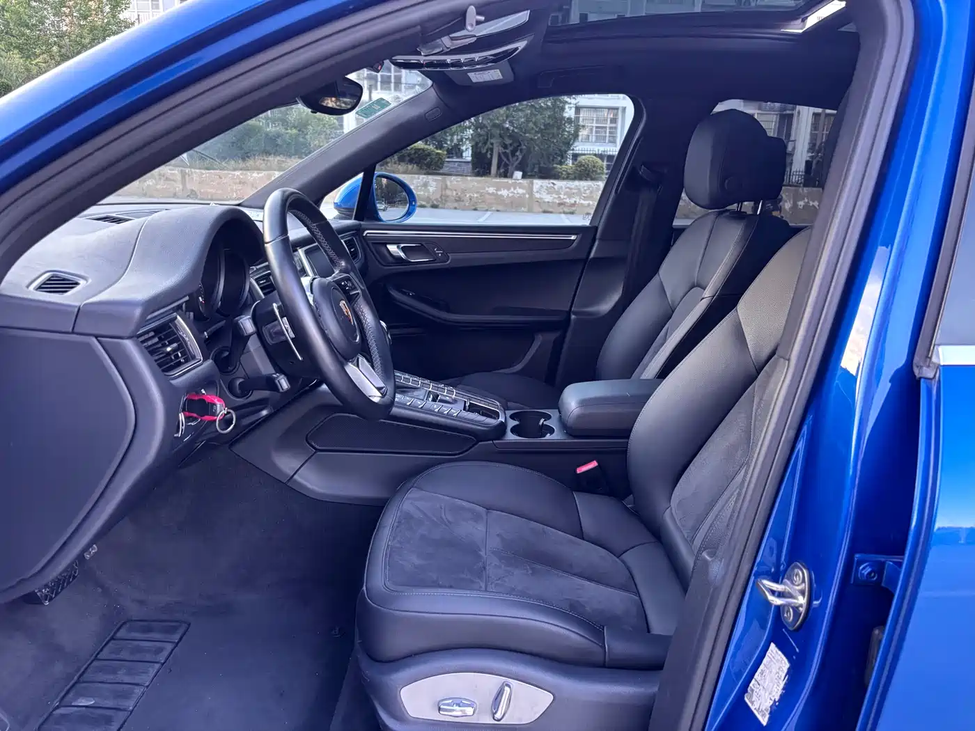 Porsche Macan 2016 Macan 2.0T фото 11