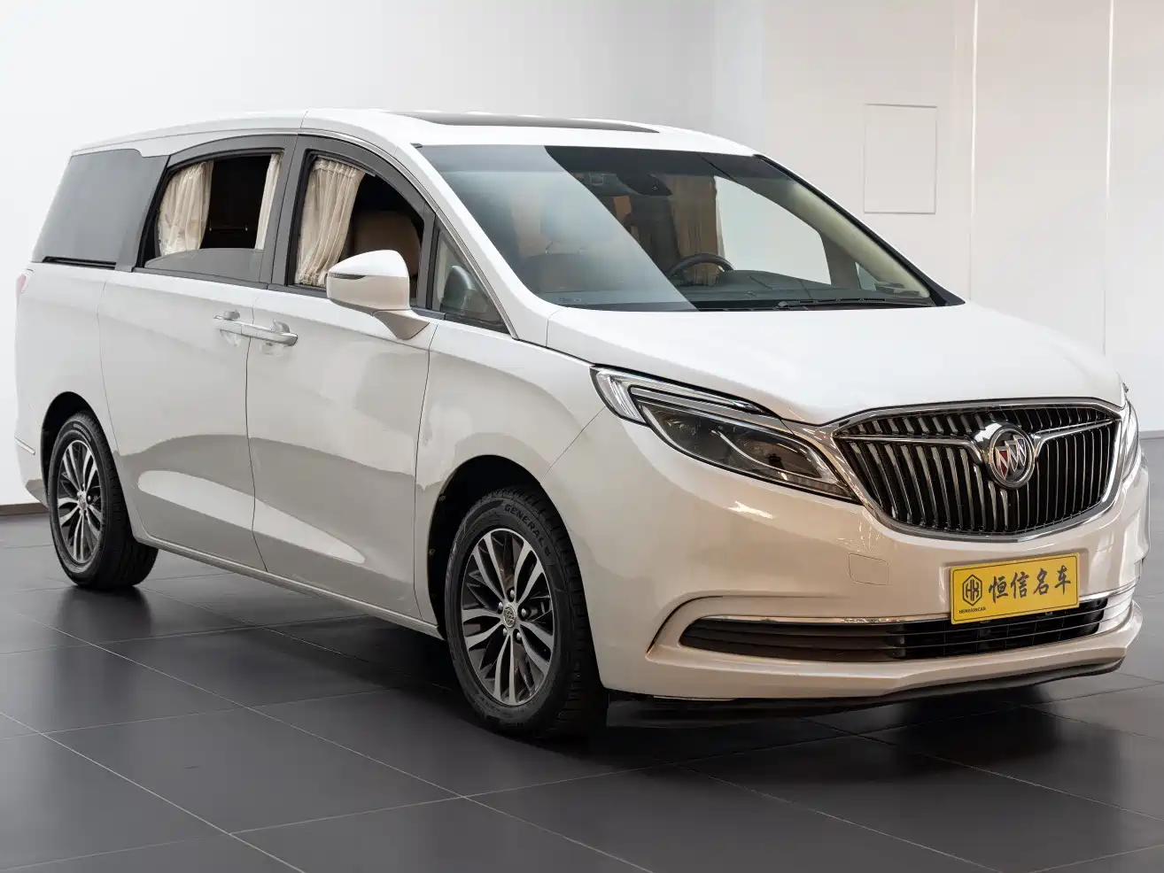 Buick GL8 2017 ES 28T Luxury China V фото 3