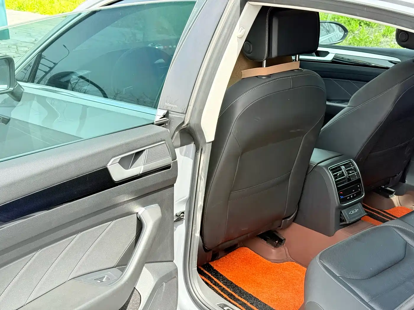 Volkswagen FAW-Volkswagen CC 2023 380TSI Eye-catching Edition фото 9