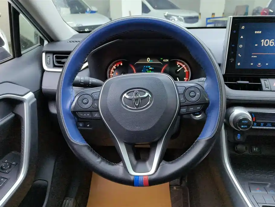 Toyota RAV4 Rongfang 2021 2.0L CVT 2WD Trend фото 15