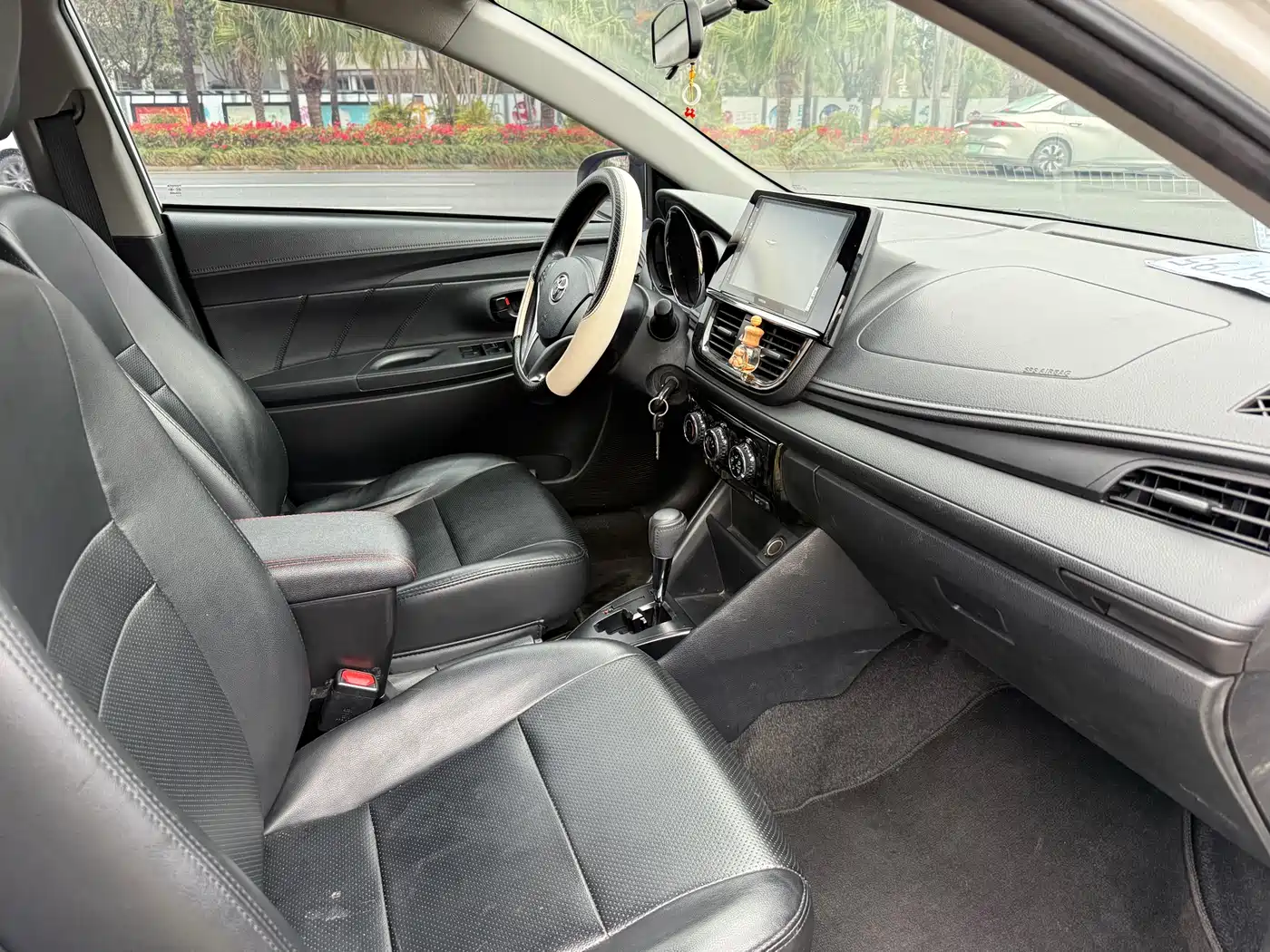 Toyota Vios FS 2021 1.5L CVT Fengchi Edition фото 11