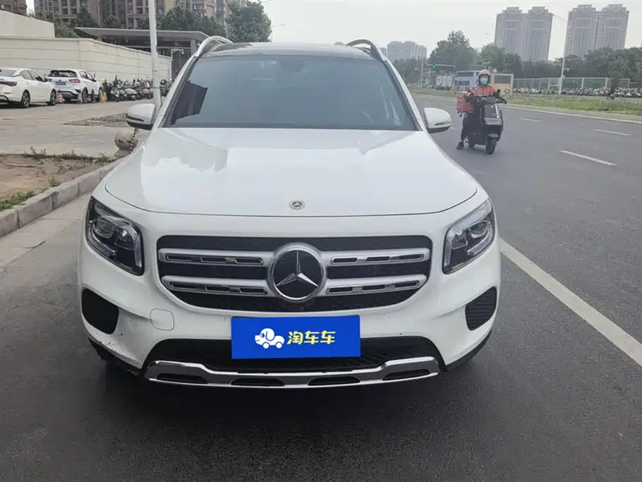 Mercedes-Benz GLB 2022 Model GLB 200 Fashion Edition фото 2