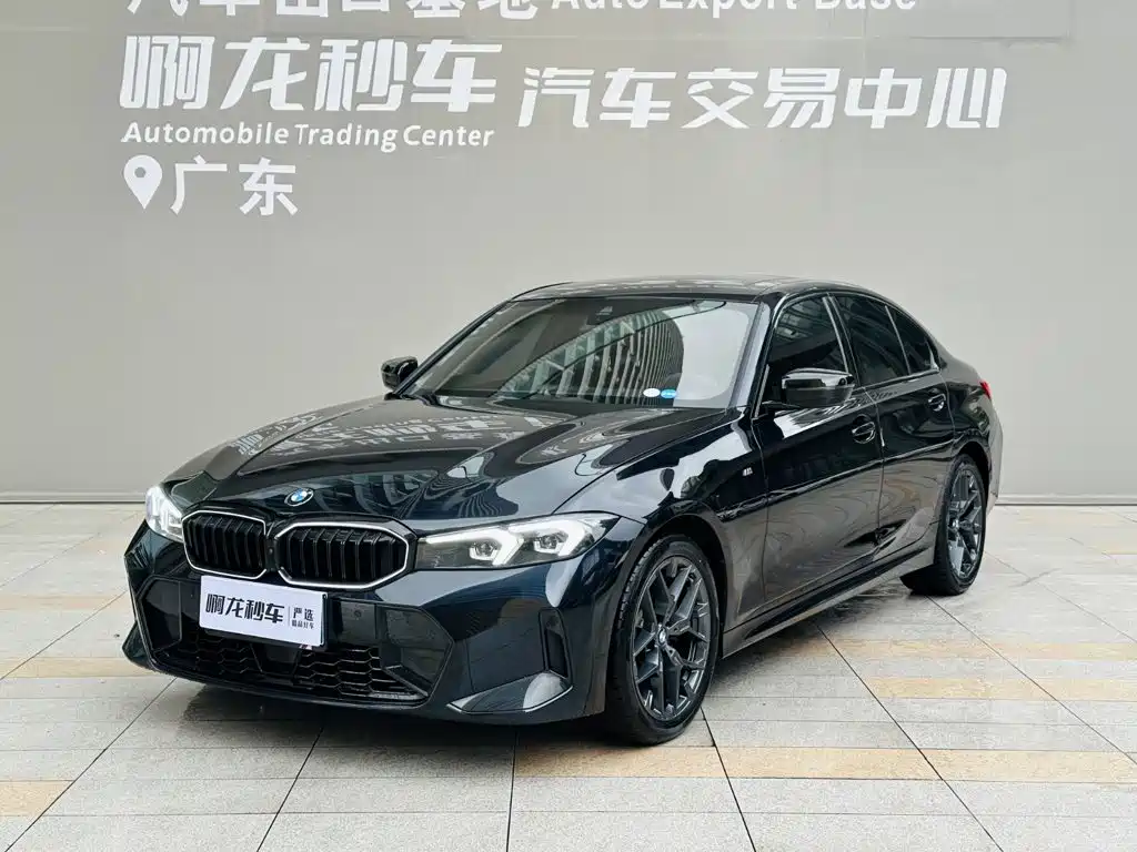 Фото 15 - BMW 3 Series