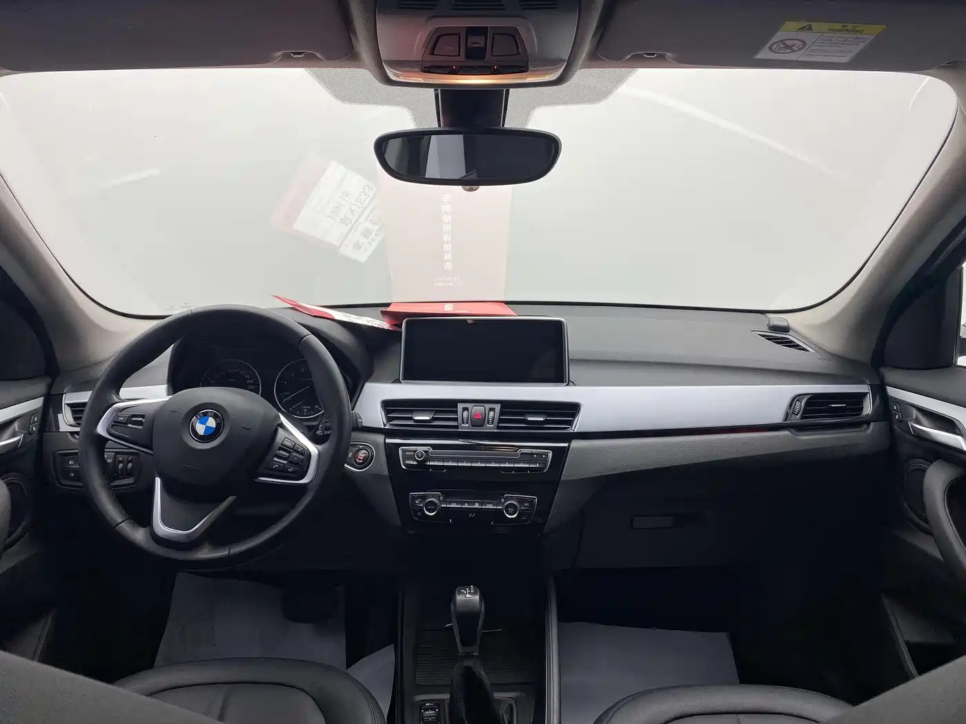 BMW X1 2018 sDrive18Li Fashion Model фото 20