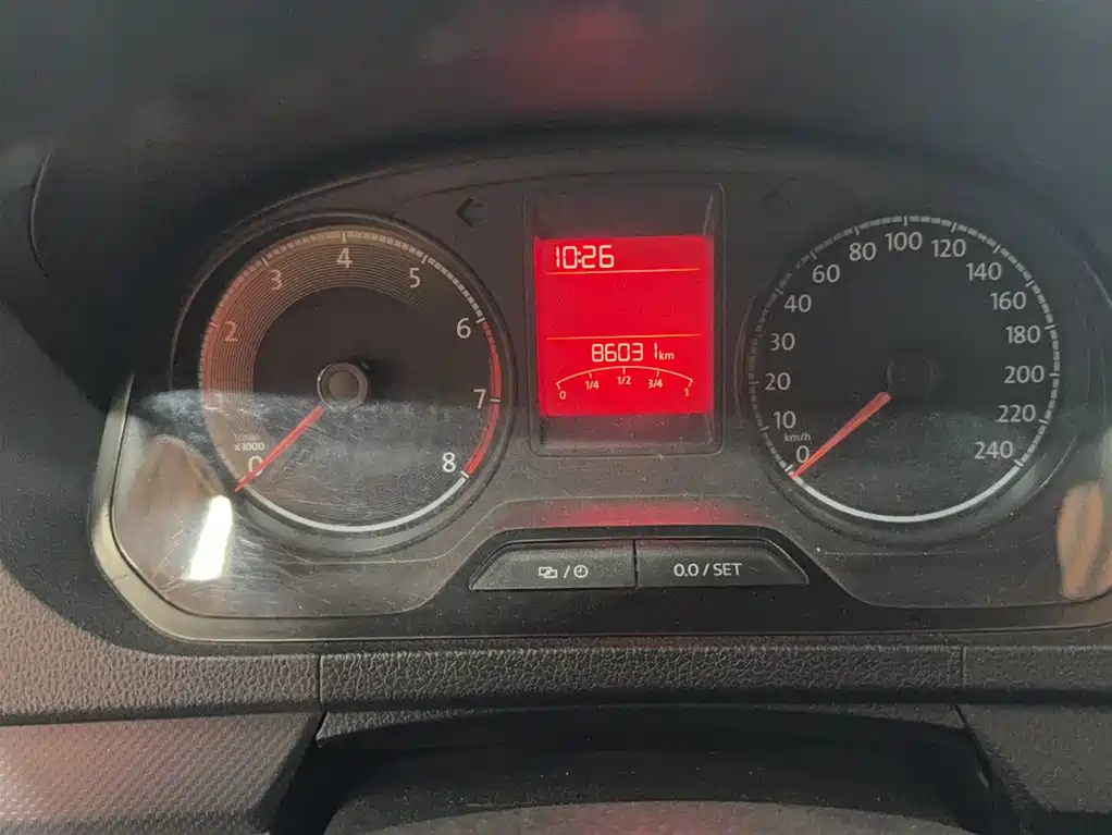 Volkswagen Jetta 2019 Dream Edition 1.4L Manual Fashion фото 11