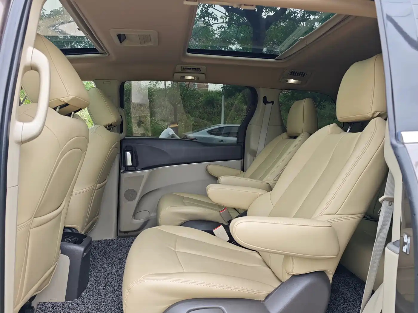 Buick GL8 2013 2.4L LT Luxury Business Executive Edition фото 10