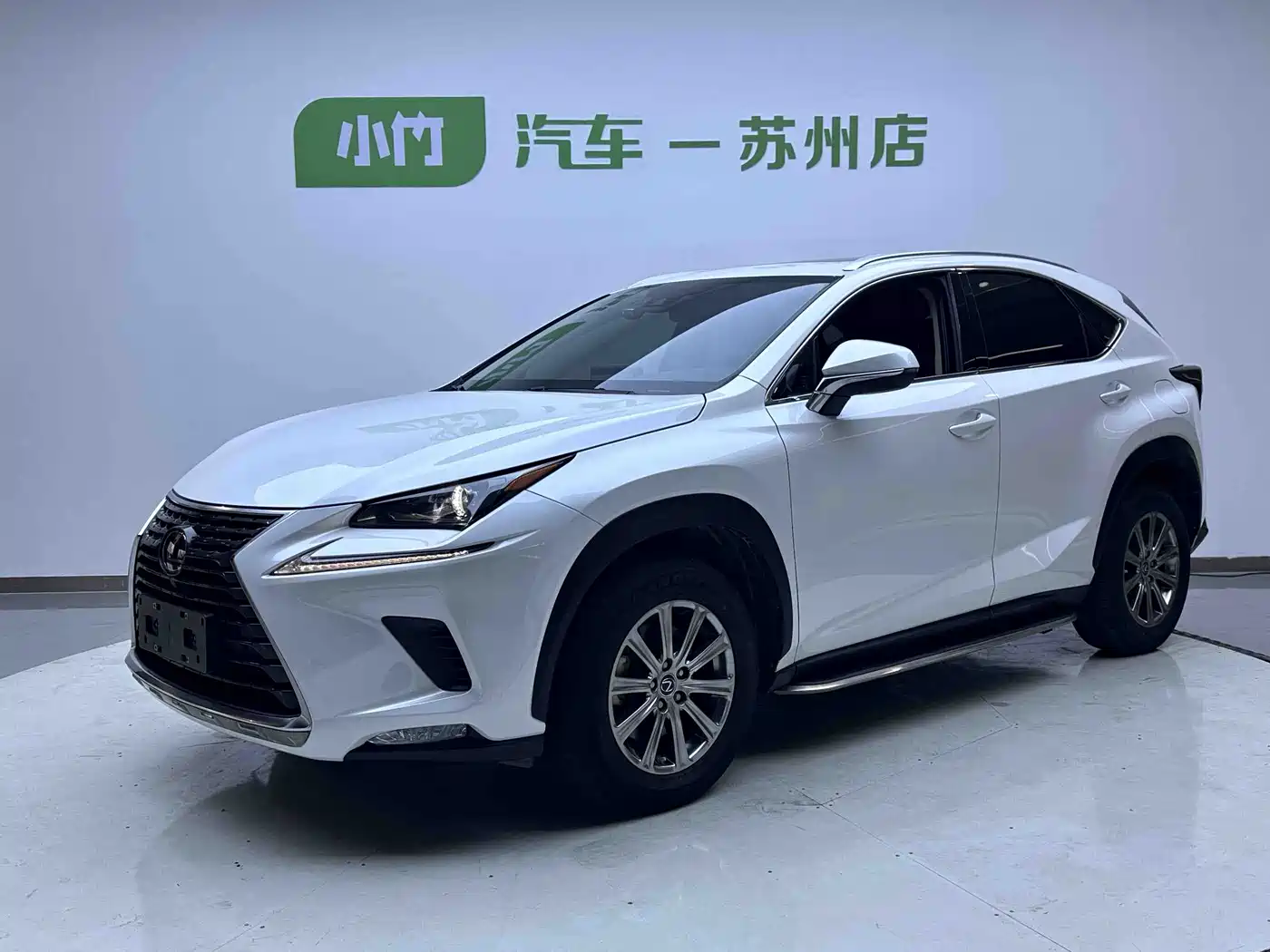 Фото 1 - Lexus NX