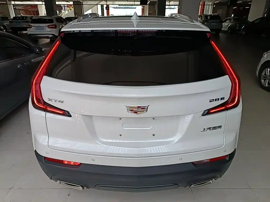Cadillac XT4 2022 2022 28T FWD Style