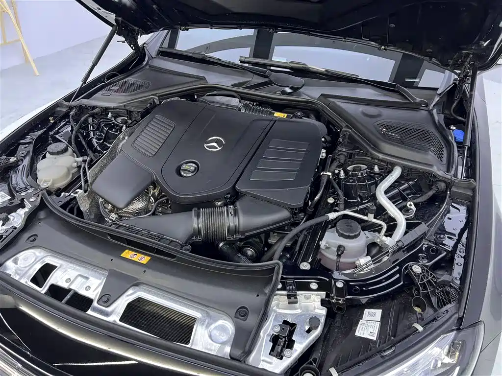 Mercedes-Benz E-Class 2024 Model E 260 L фото 12