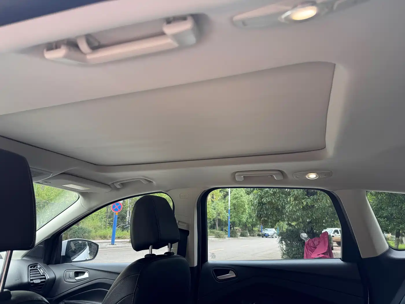 Ford Kuga 2019 2019 EcoBoost 180 FWD Luxury Edition China V