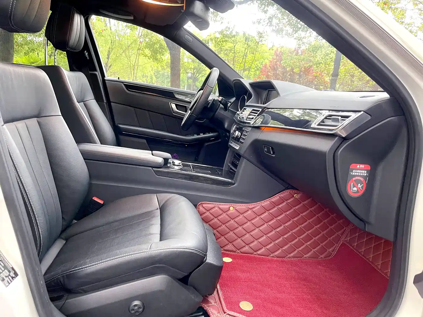 Mercedes-Benz E-Class 2014 Facelift E 300 L Sport фото 12