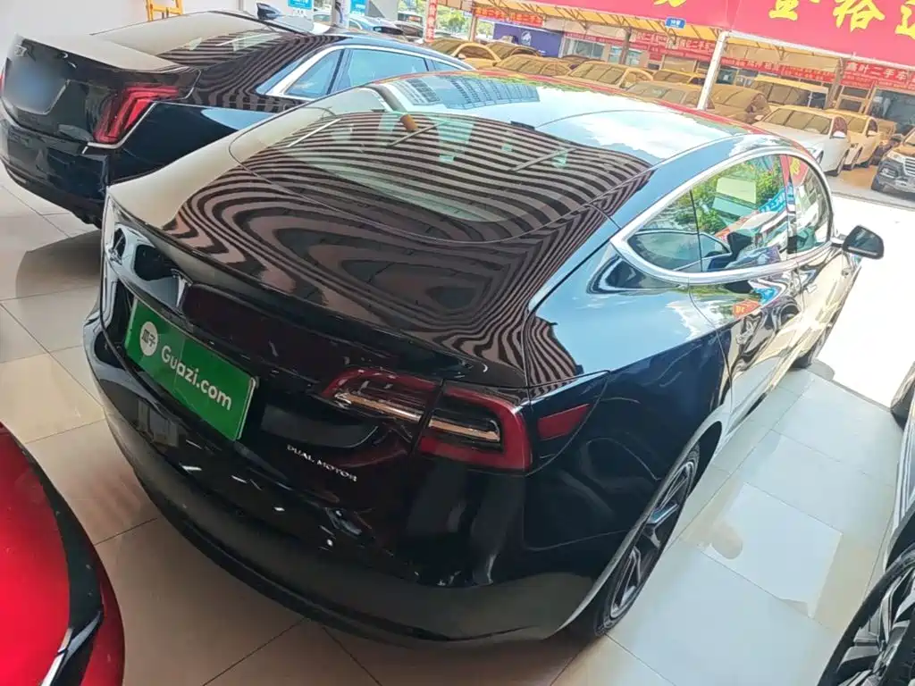 Tesla Model 3 (Import) 2019 2019 Long Range All-Wheel Drive Edition