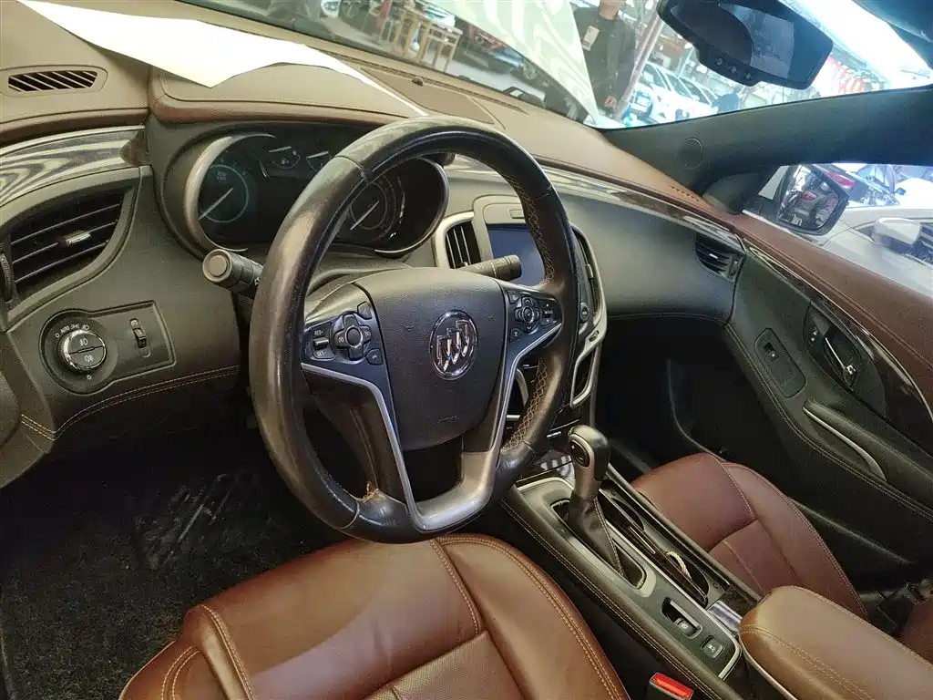 Buick LaCrosse 2013 2.4L SIDI Elite Comfort фото 11