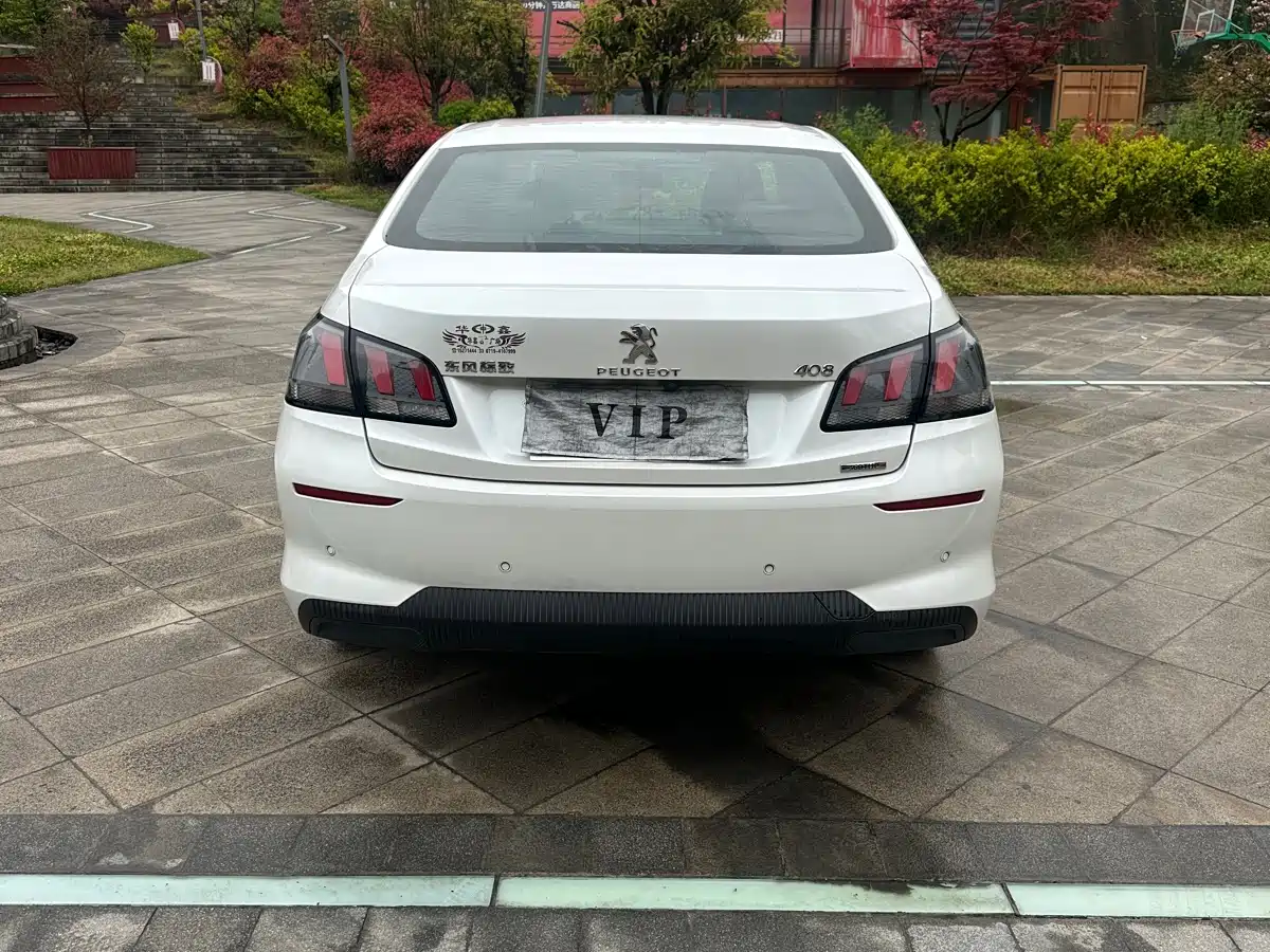 Peugeot 408 2020 360THP 10th Anniversary Commemorative Edition фото 4