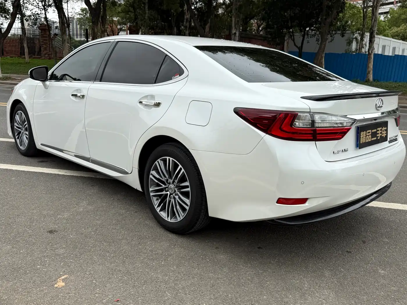 Lexus ES 2016 200 Midnight Special Limited Edition фото 5