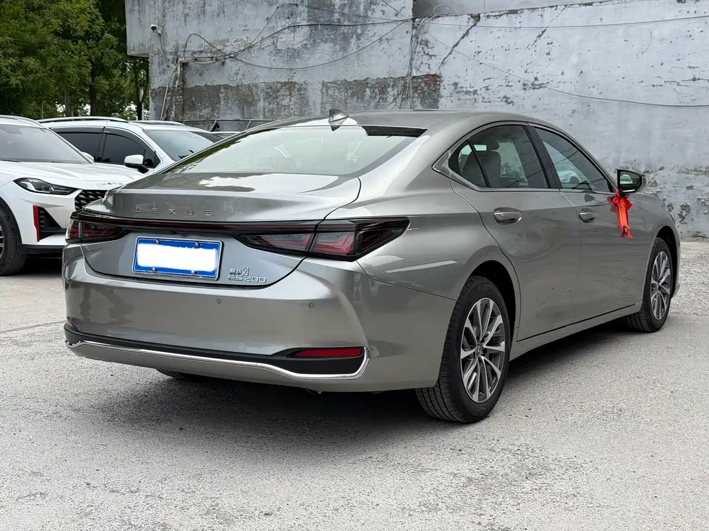 LEXUS ES