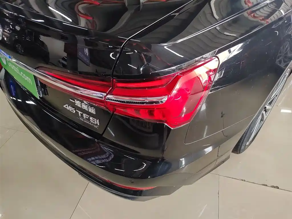 Audi A6L 2019 40 TFSI Luxury Dynamic фото 24