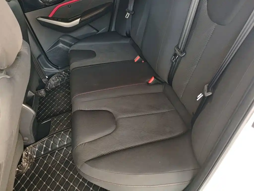 Venucia D60 2020 2019 100K Glory 1.6L Entry Manual Chen Shang Edition China VI