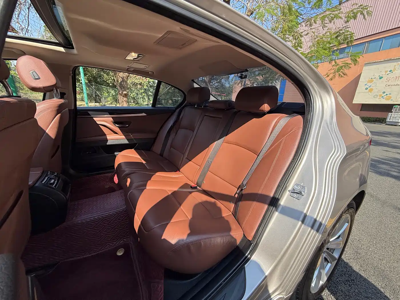 BMW 5 Series 2014 520Li Elegance фото 9