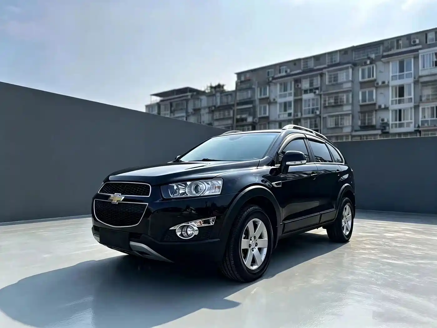Photo 1 - Chevrolet Captiva