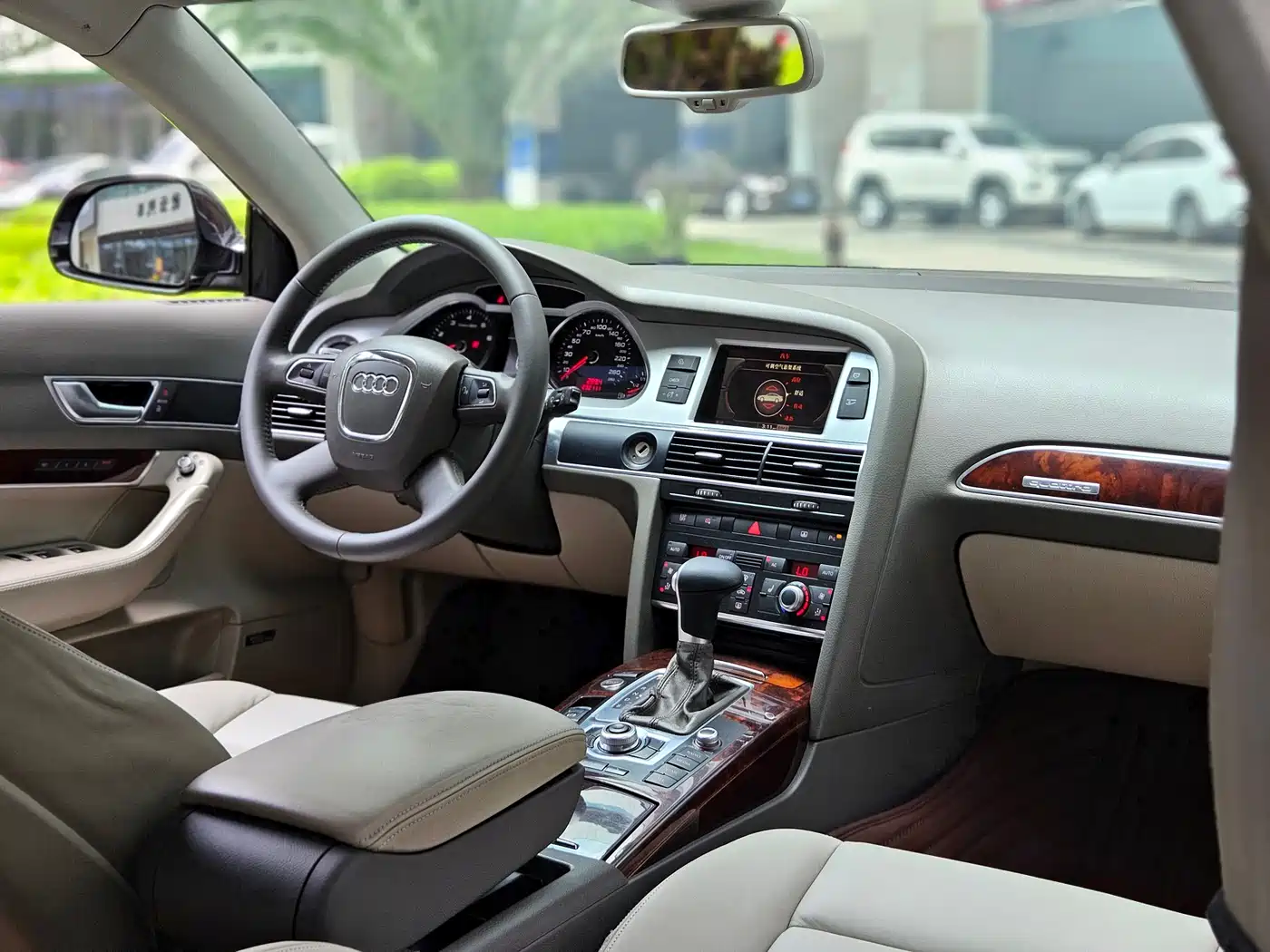 Audi A6L 2011 3.0 TFSI quattro Luxury фото 8