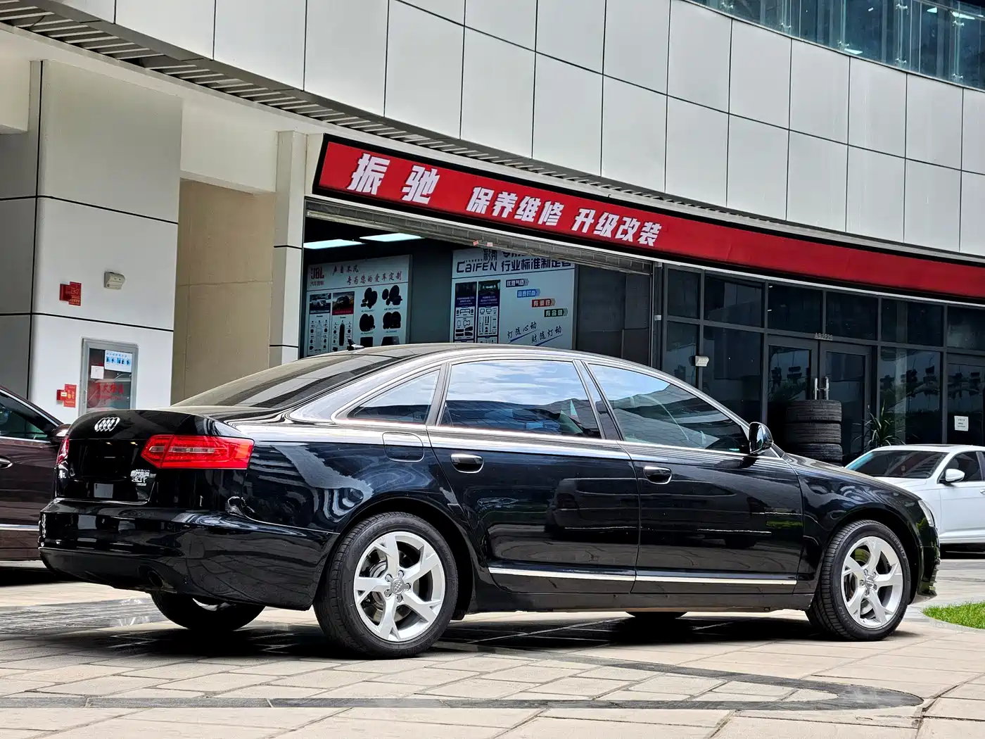 Audi A6L 2011 3.0 TFSI quattro Luxury фото 29