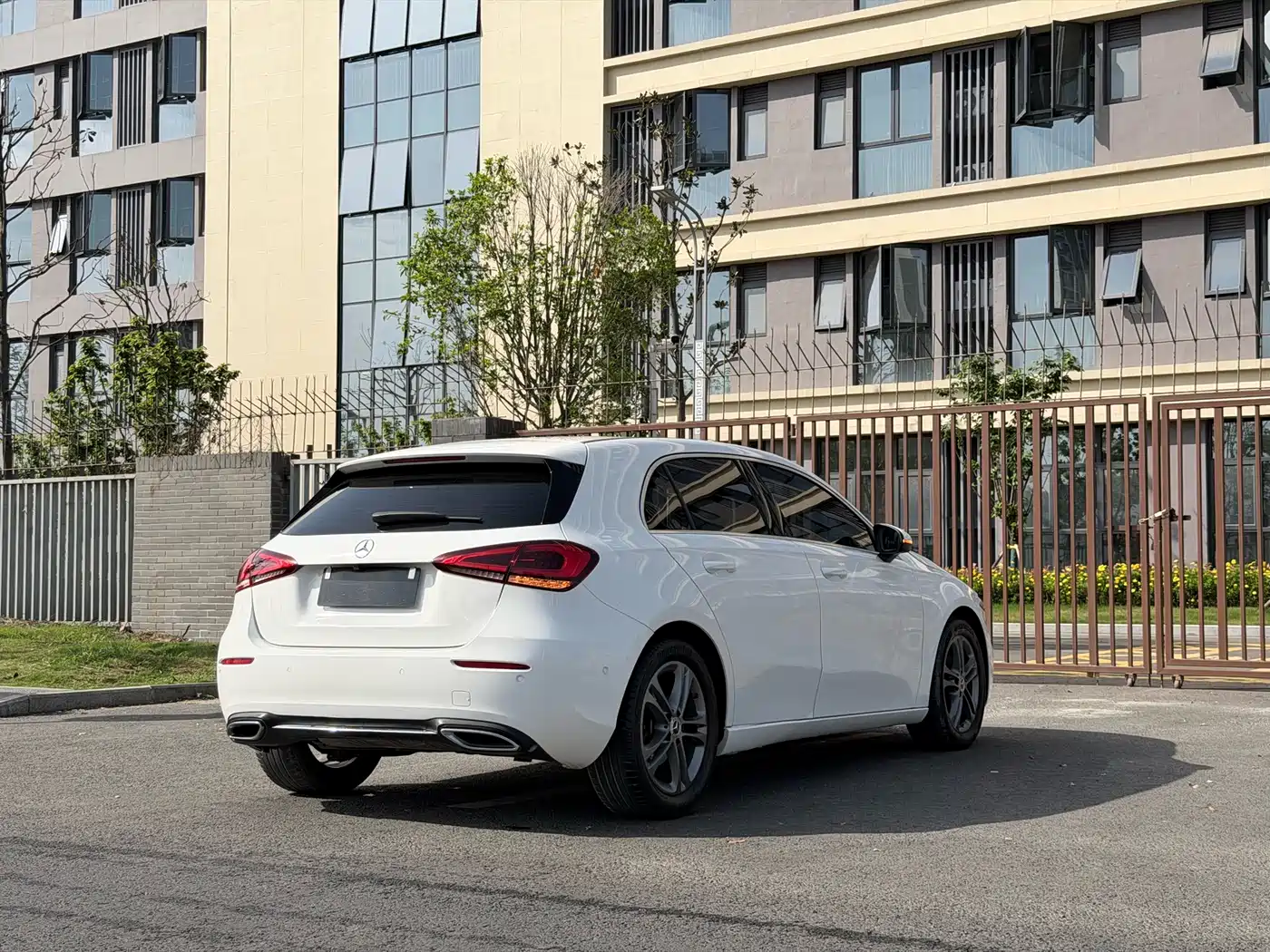 Mercedes-Benz A-Class (Import) 2019 A 200 Dynamic Version фото 22
