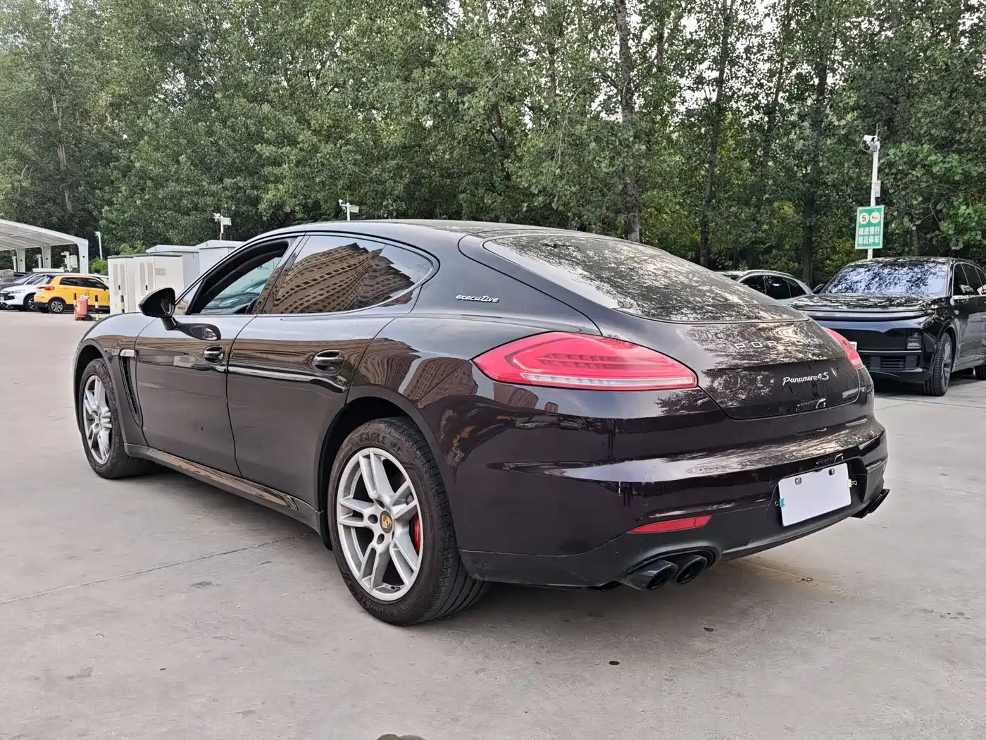 Porsche Panamera 2014 Panamera 4 3.0T фото 4