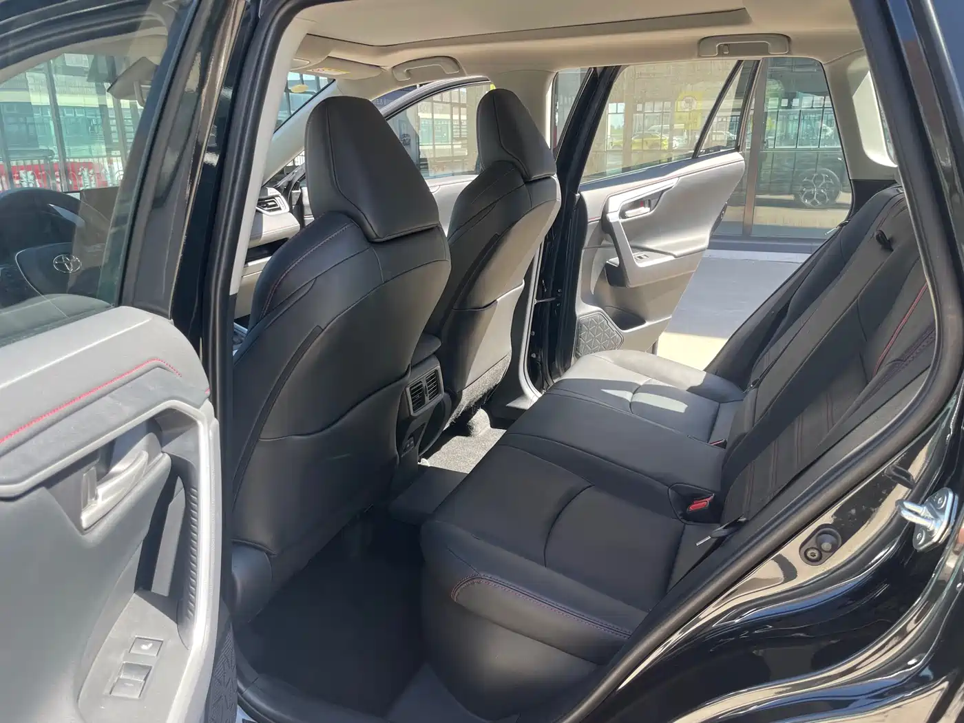 Toyota Wildlander New Energy 2023 High Performance 2.5L AWD Turbo Edition фото 10