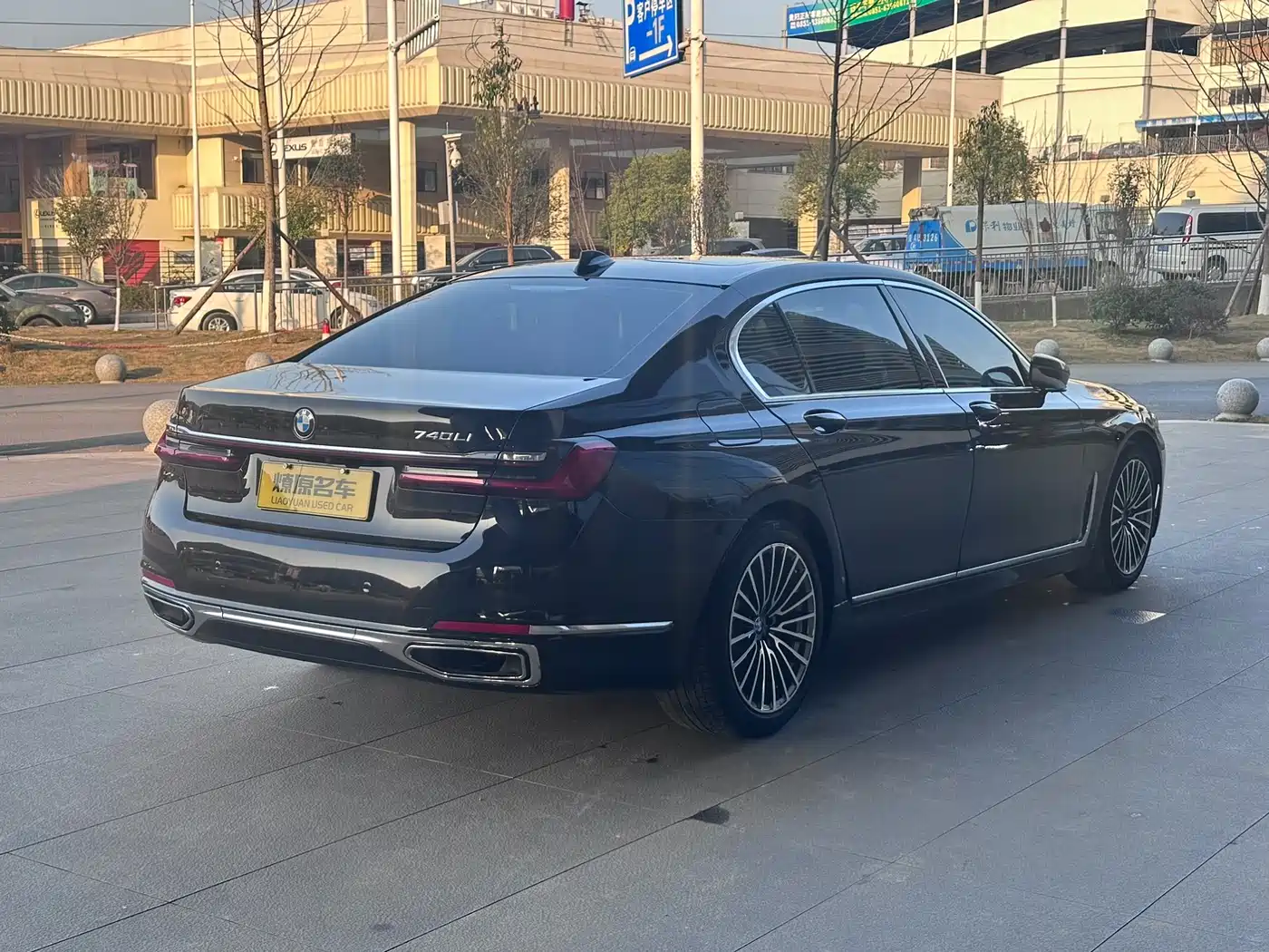 BMW 7 Series 2019 730Li Luxury Package фото 7