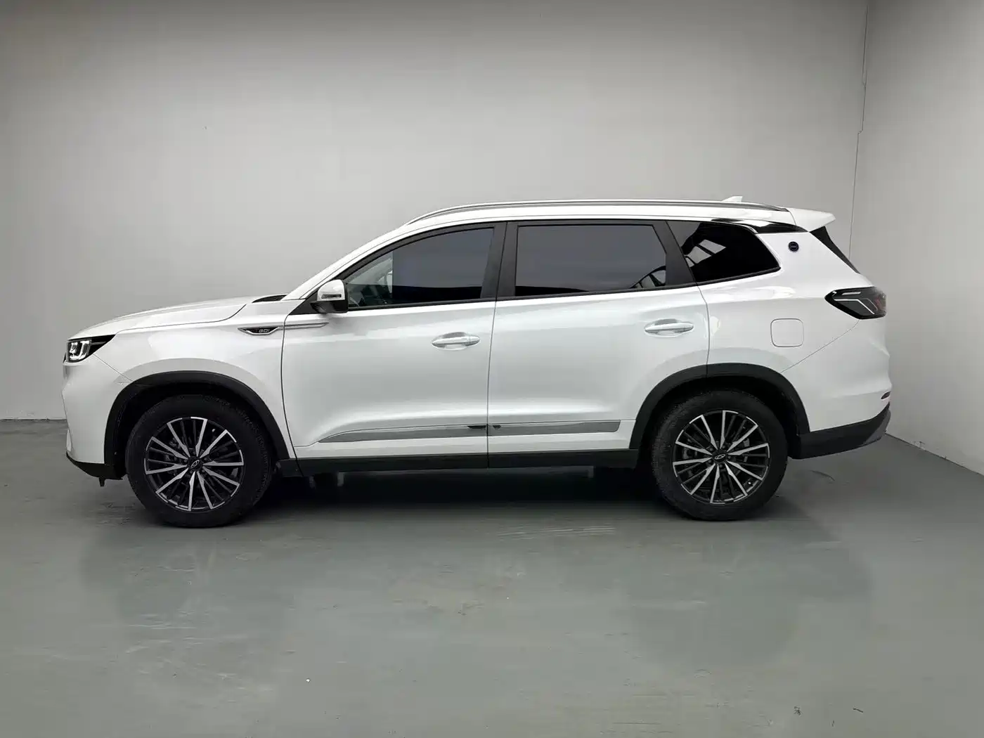 Chery Tiggo 8 PLUS 2024 2024 Champion Edition 290TGDI DCT Passion 7-Seater