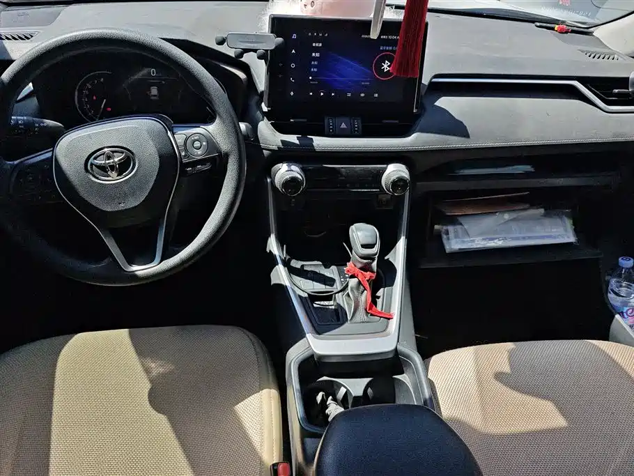 Toyota RAV4 Rongfang 2021 2.0L CVT 2WD Trend фото 12