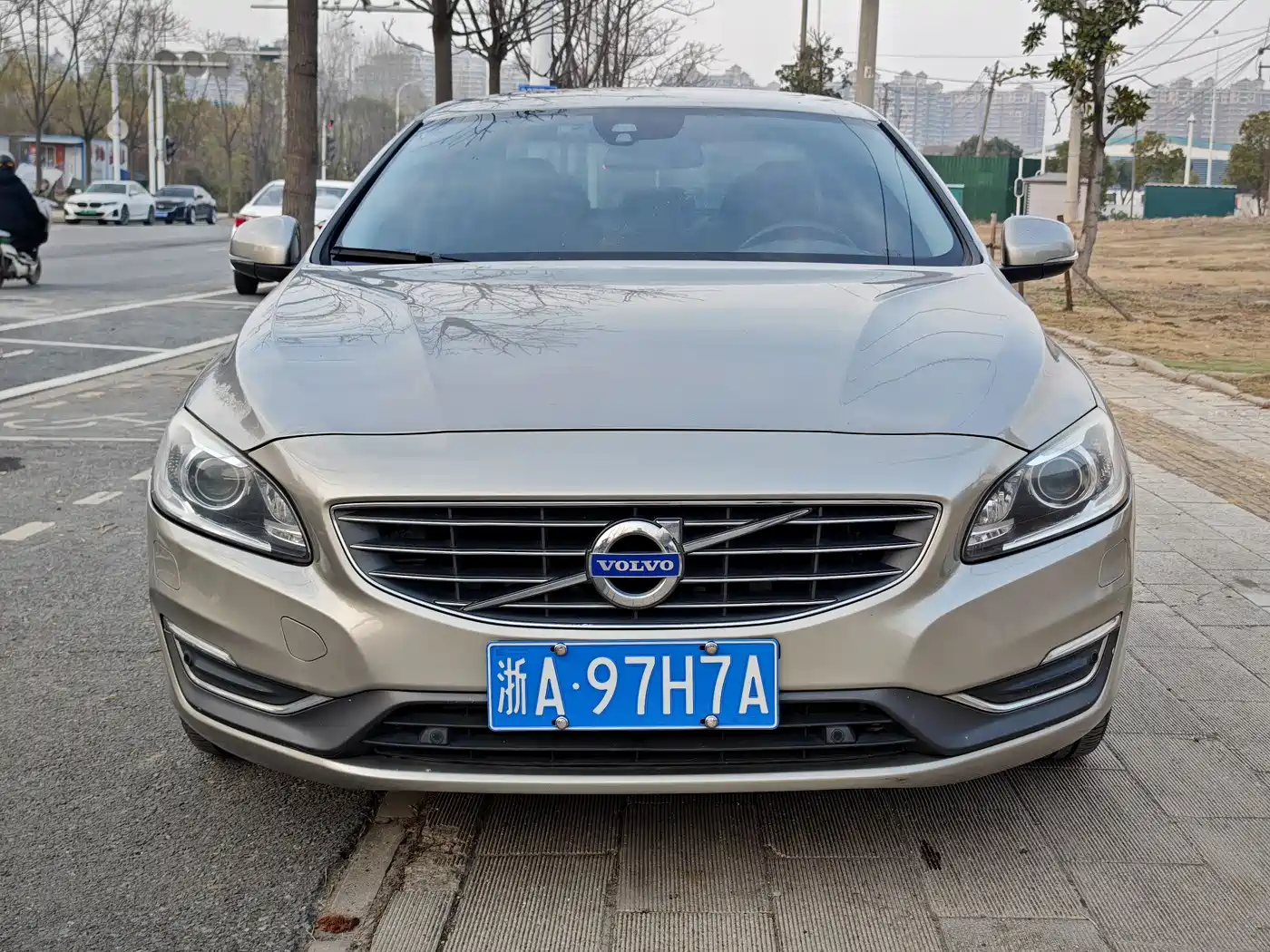 Фото 2 - Volvo S60