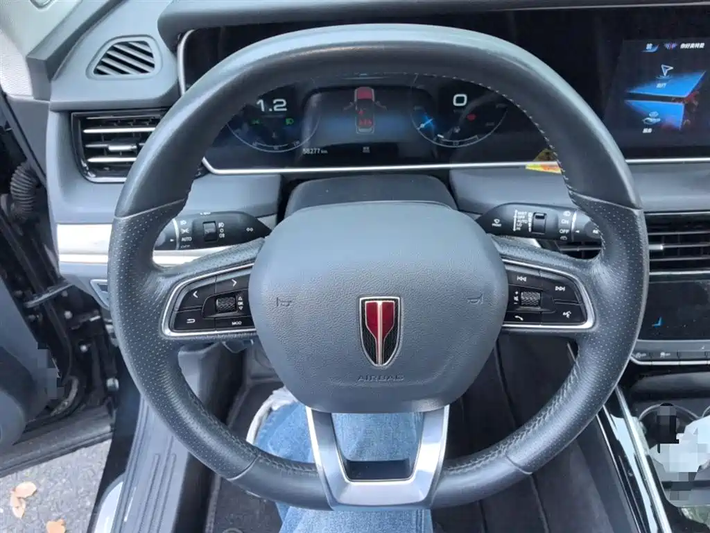 Hongqi HS5 2022 Facelift 2.0T Smart Flag Enjoyment Edition фото 6