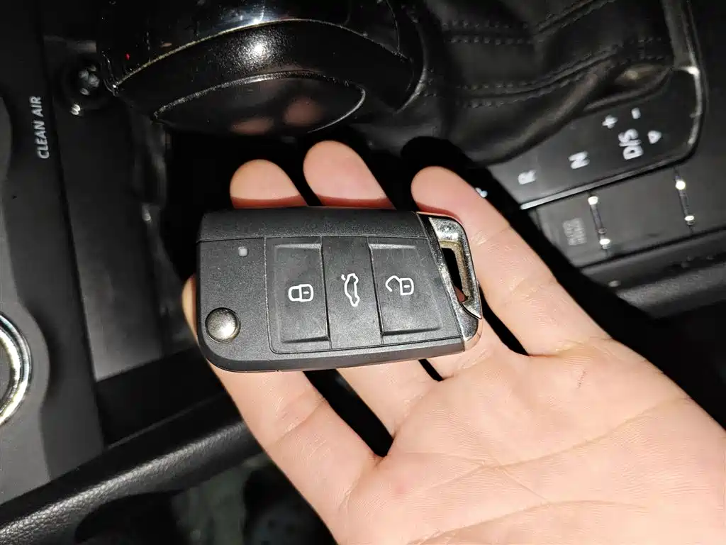 Volkswagen Tharu 2021 Model 280TSI 2WD Trend Edition фото 15