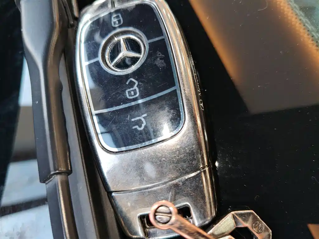 Mercedes-Benz E-Class 2017 E 300 L Sport Luxury фото 17