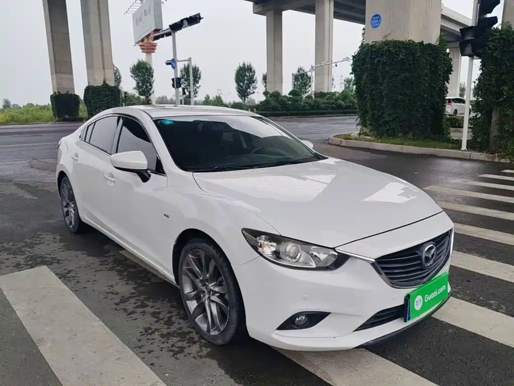 Фото 22 - Mazda Atenza