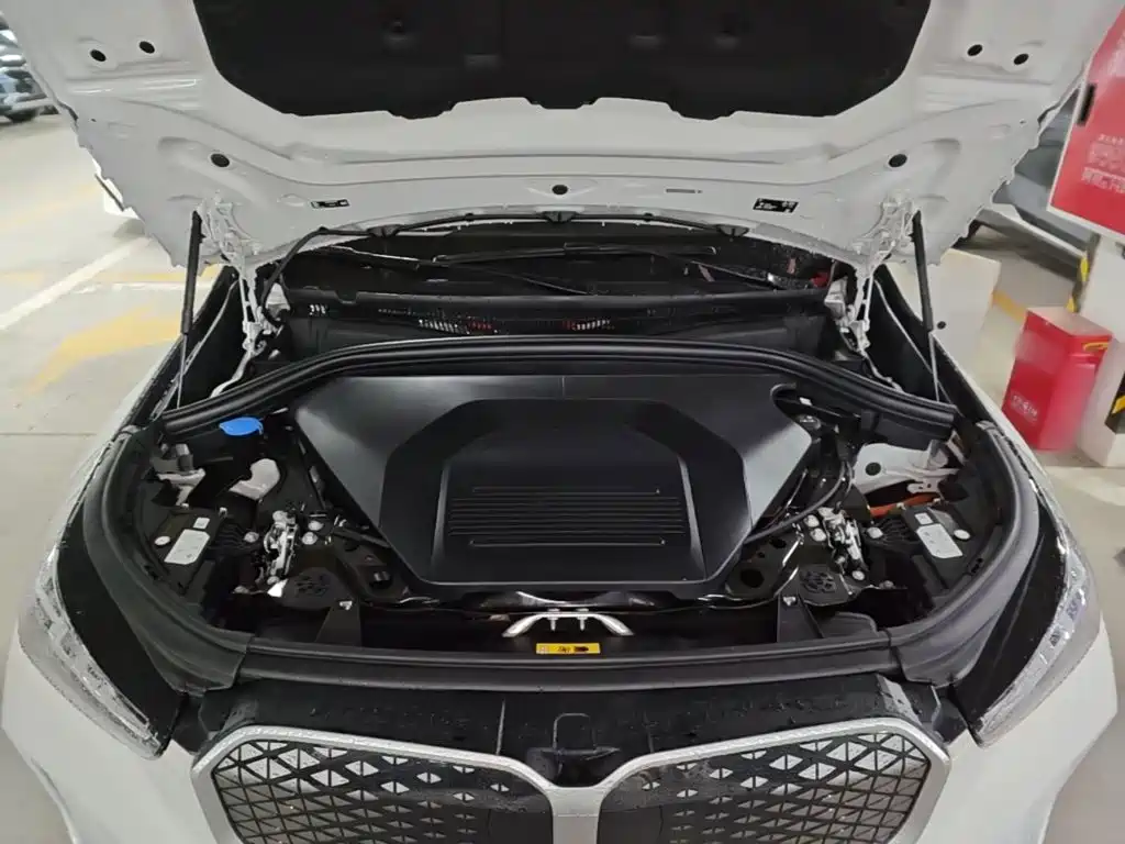 BMW iX1 2025 2025 eDrive25L M Sport Package